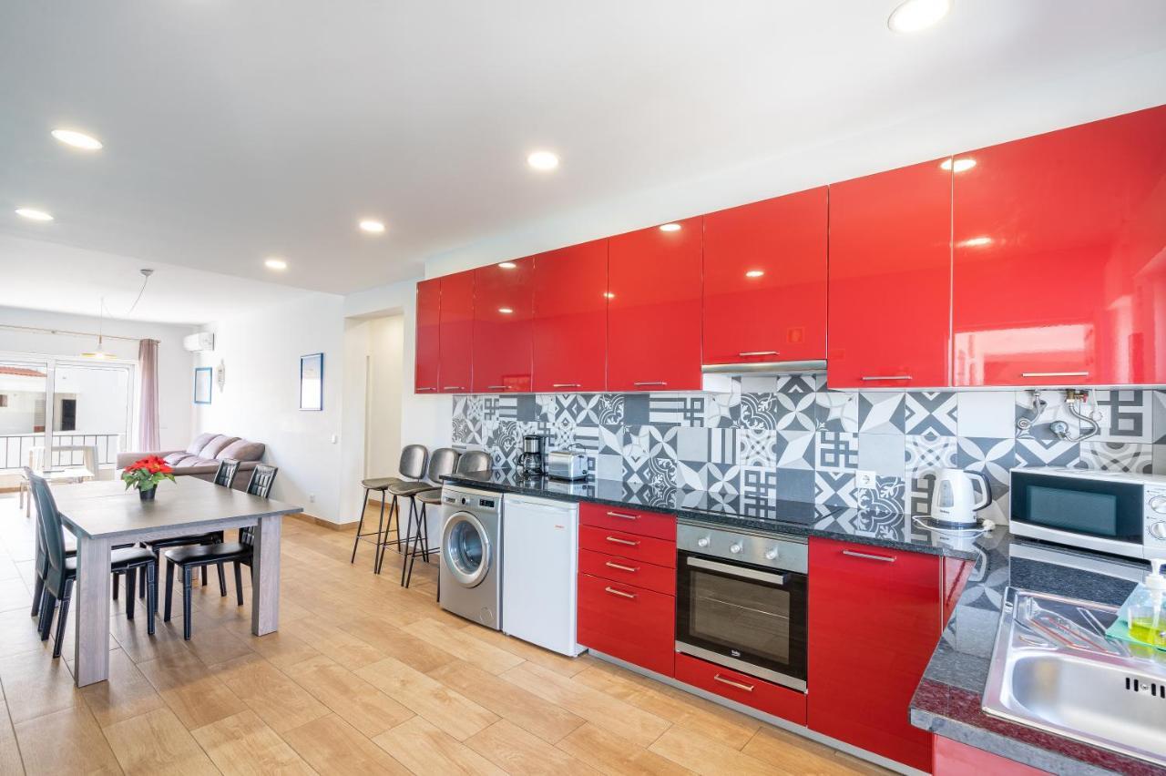 Apartamento Deluxe Oldtown 30 By Umbral Apartment Albufeira Luaran gambar